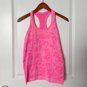 Lululemon tank